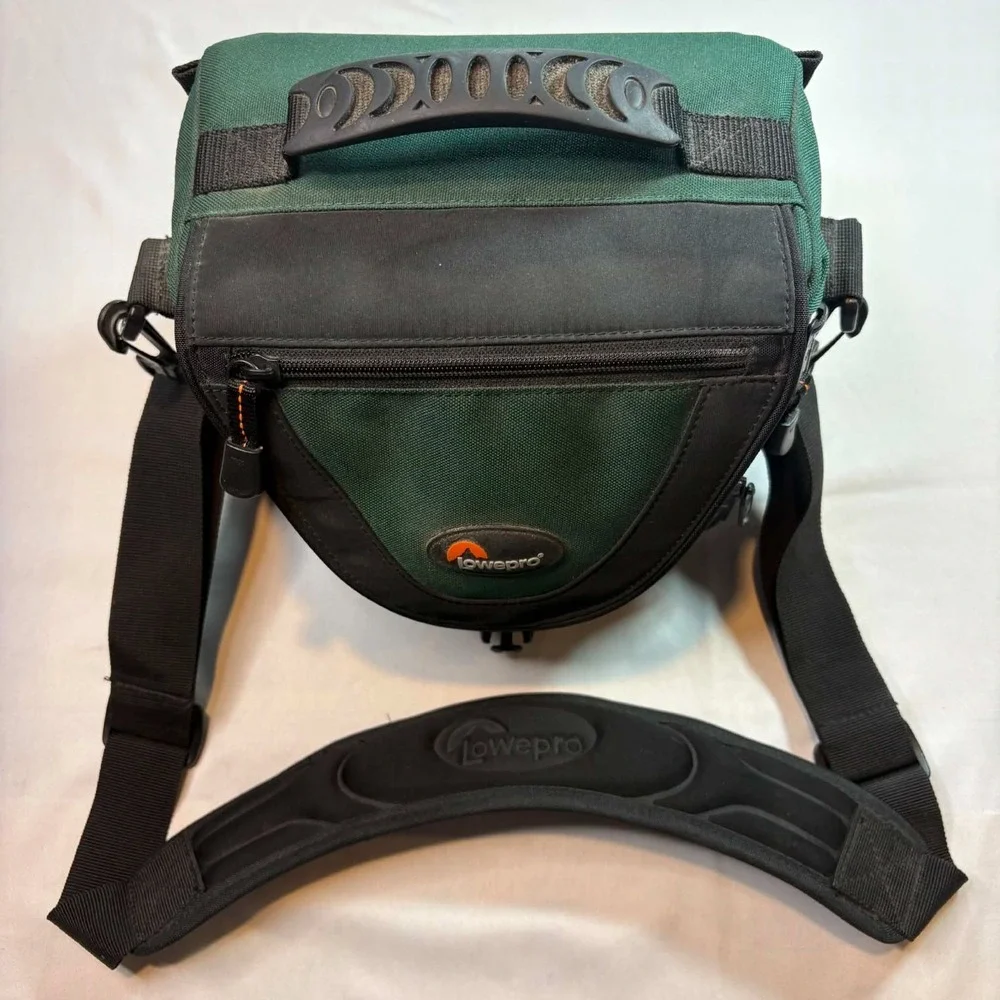 Panasonic Palmcorder MiniDV Camcorder Kit 20x Zoom Vintage Y2K Tested Bag Charge